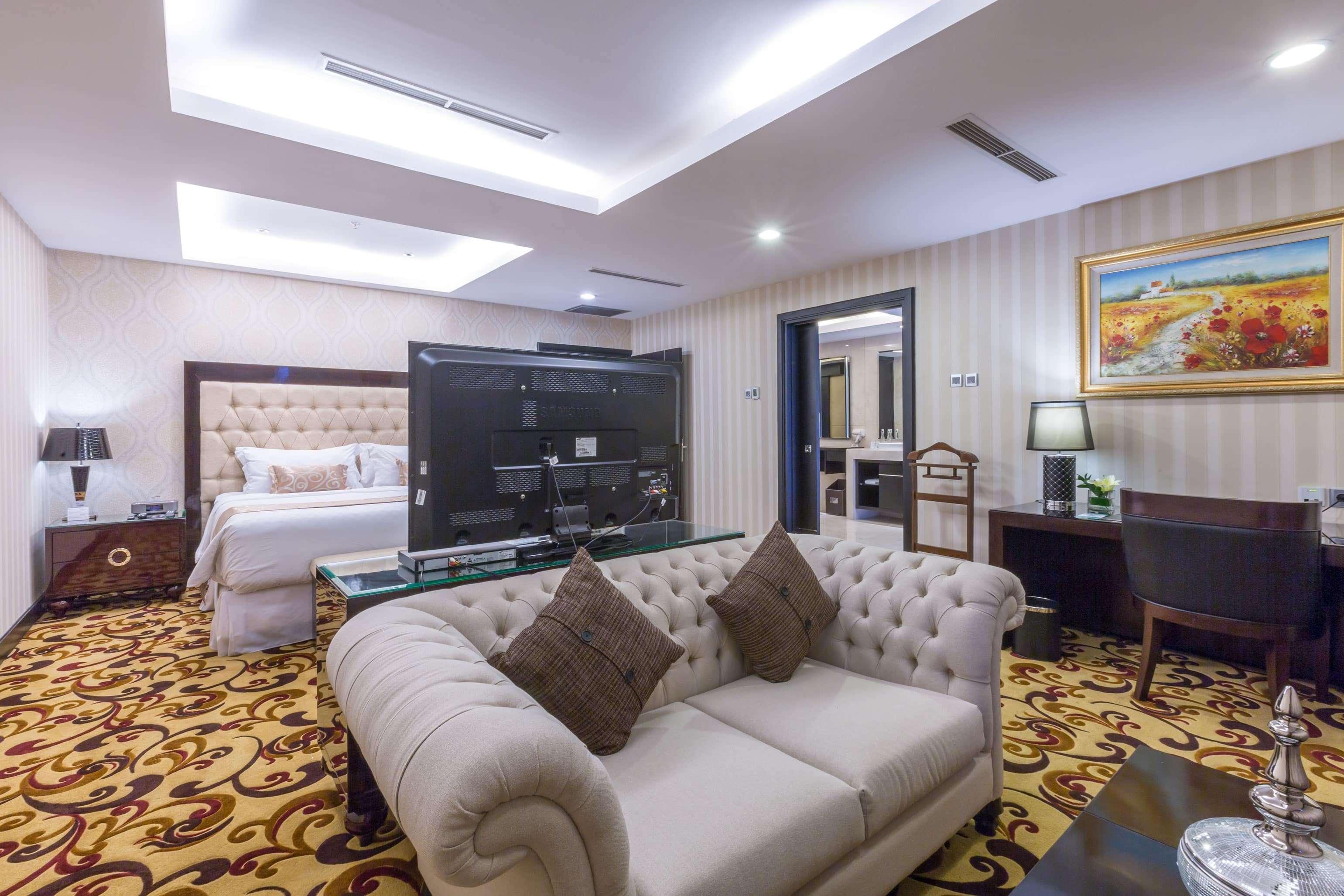 Hotel Wyndham Surabaya Exterior foto